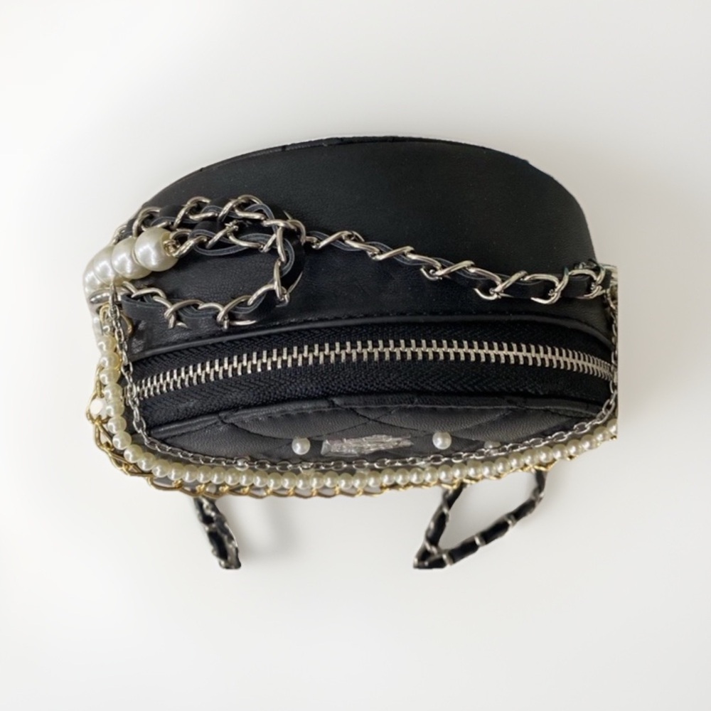Badgley Mischka Black Mini Quilted Round Crossbody W/ Pearls NWT - Picture 2 of 7